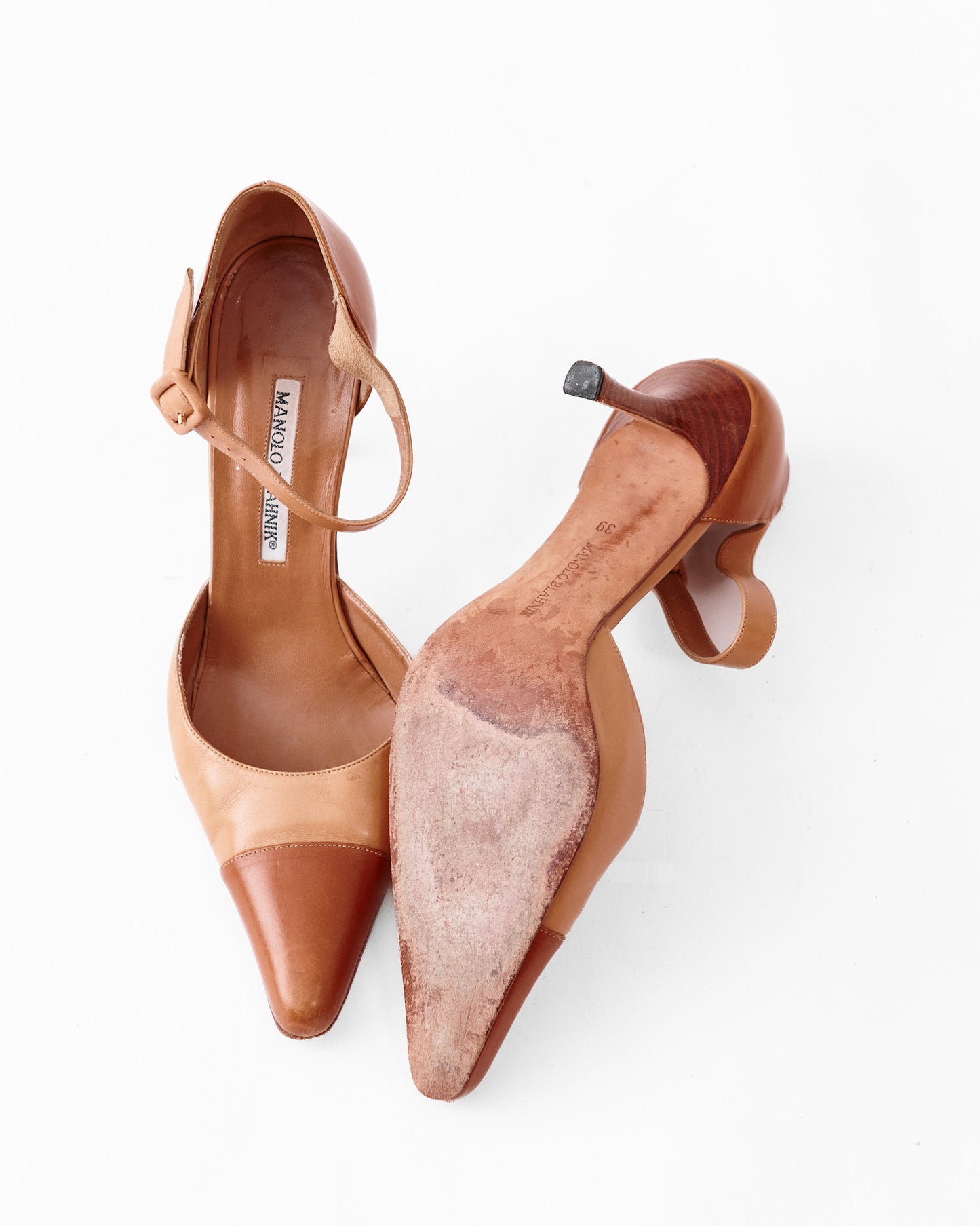 Manolo Blahnik Leather Pumps / Size 39