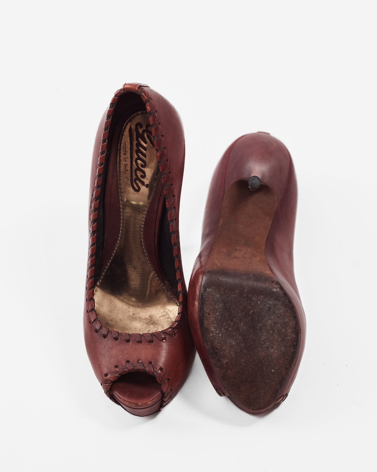 Gucci Whipstitch Leather Pumps / Size: 36