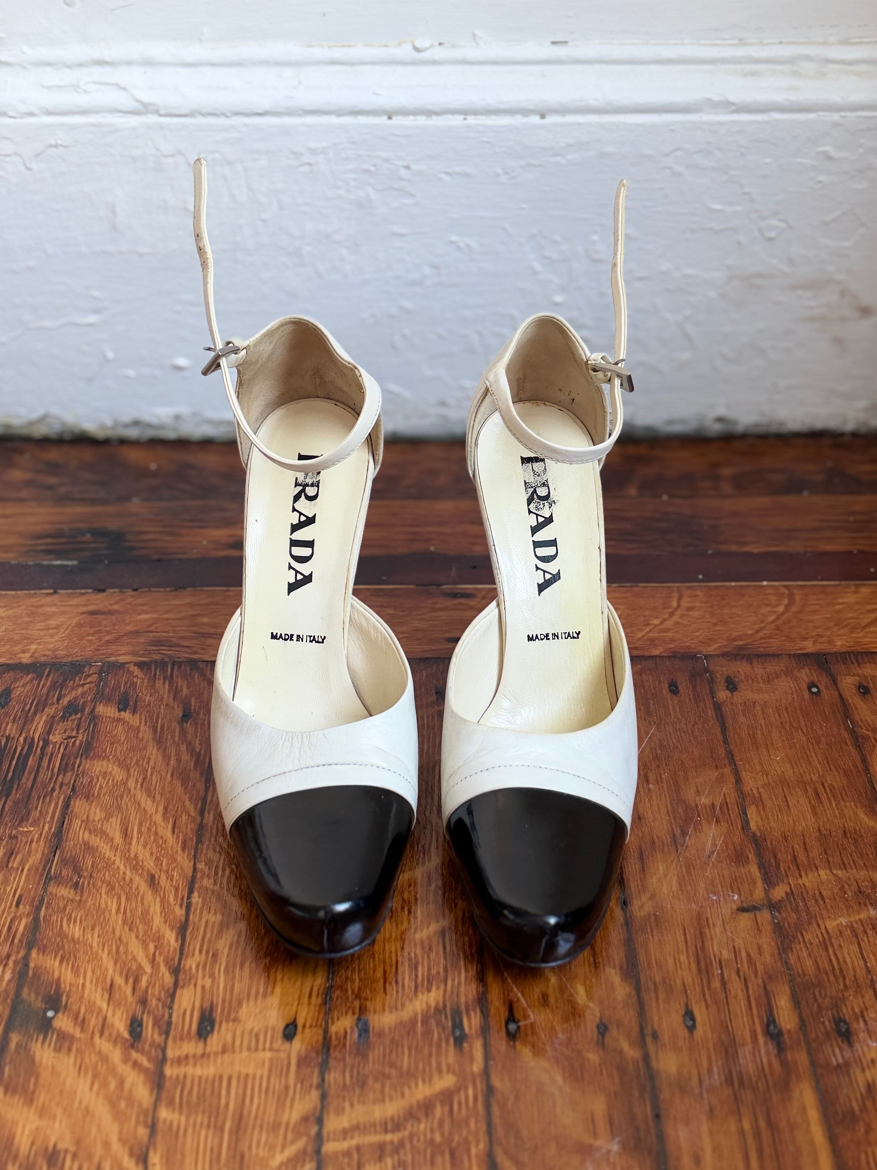 Prada Leather Pumps | Size 36