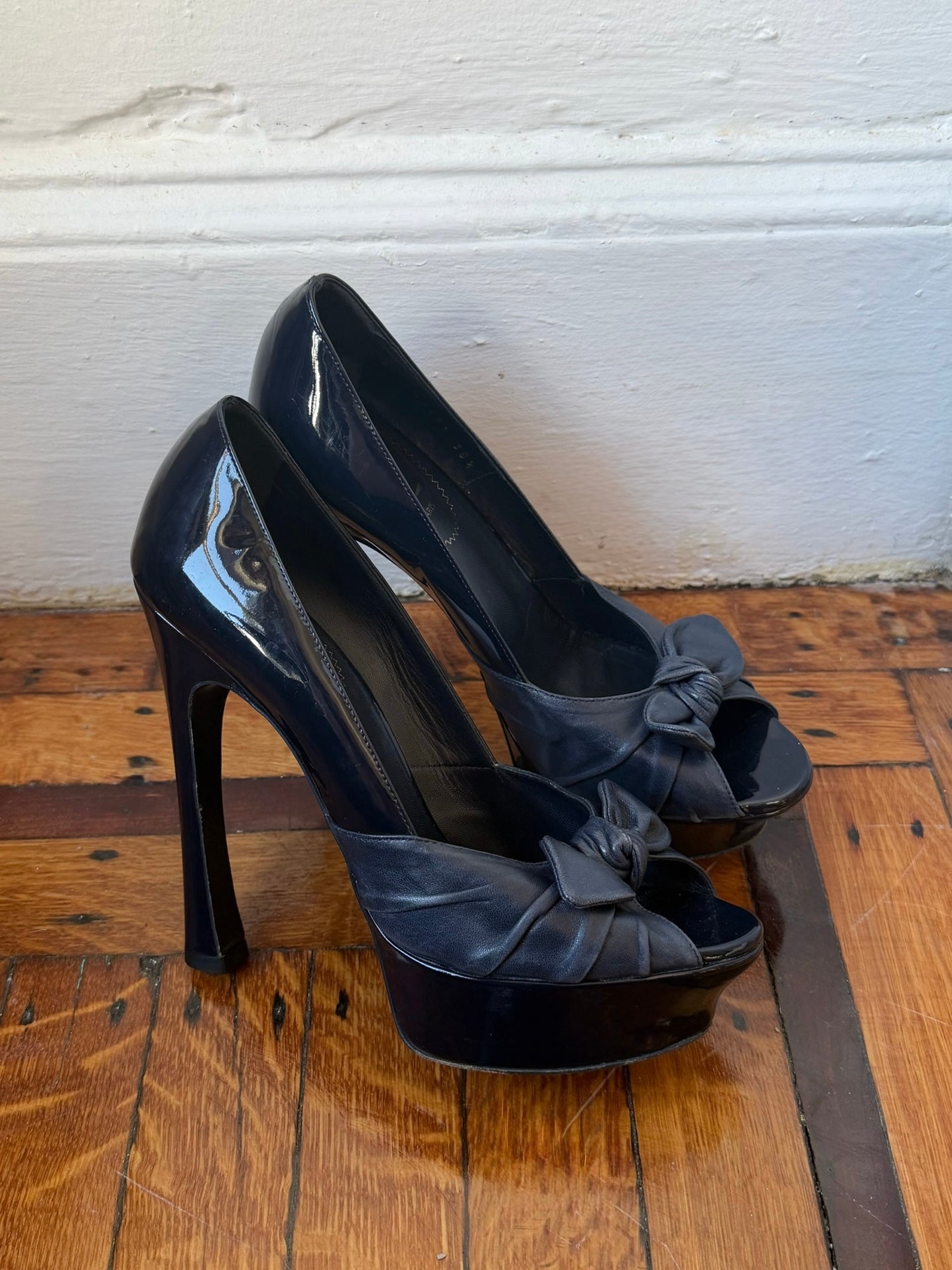 YSL | 38.5