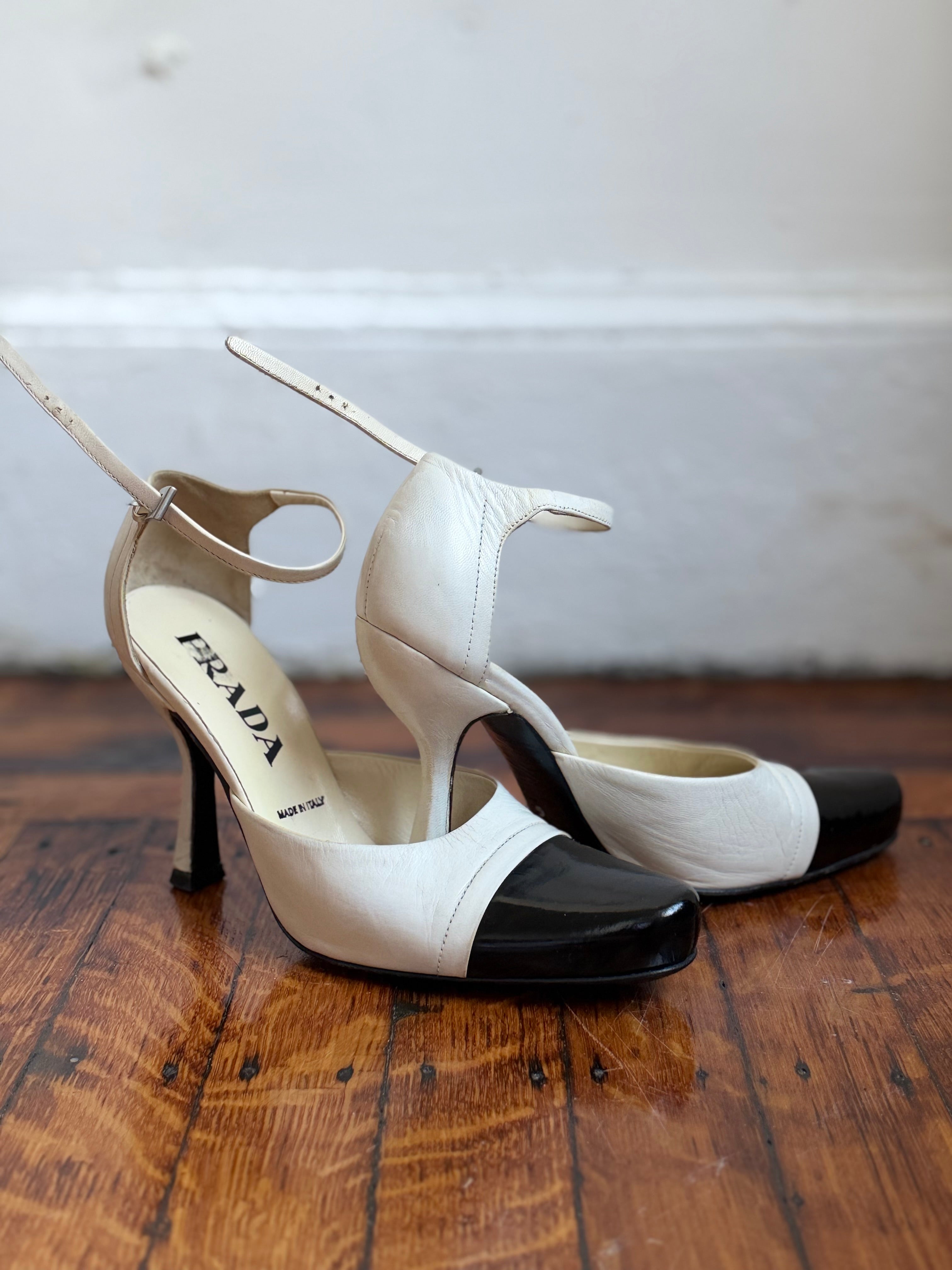 Prada Leather Pumps | Size 36