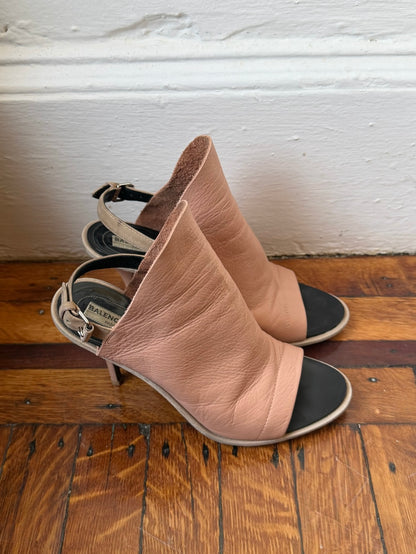Balenciaga | 37