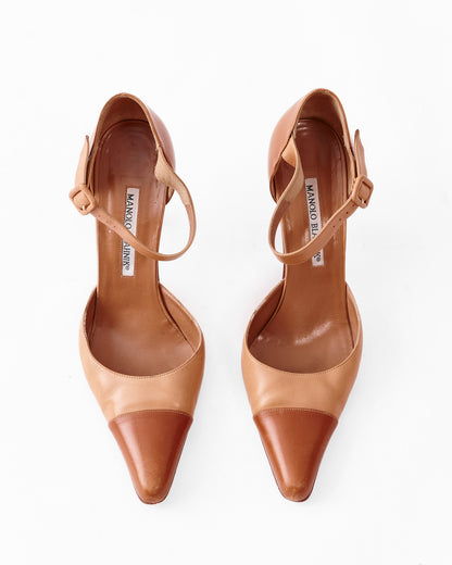 Manolo Blahnik Leather Pumps / Size 39